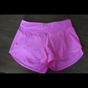 Lululemon shorts sz6
